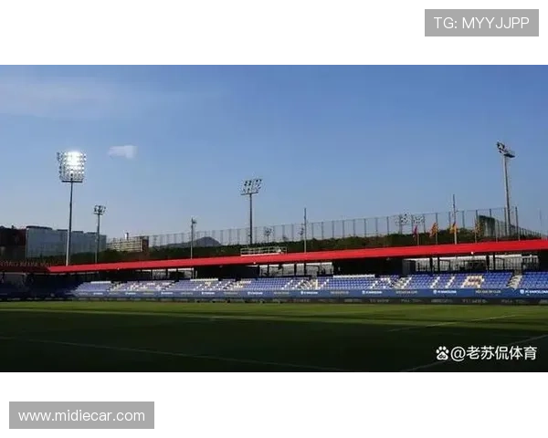 西甲新诺坎普首秀延期原因揭秘 球迷期待焦点转向何处