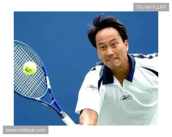 中网赛场再遇传奇张德培共同见证网坛经典辉煌时刻瞬间的激动回响