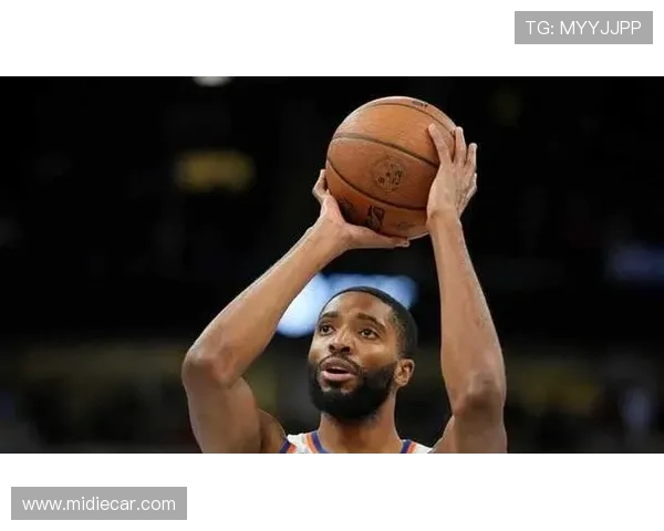 吉迪砍下32分率公牛力克尼克斯展现年轻核心爆发能量震撼全场表现