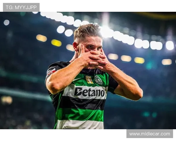 理查兹强调约克雷斯在强队对决中的关键作用与决胜能力 理查兹强调约克雷斯在强队对决中的关键作用与决胜能力